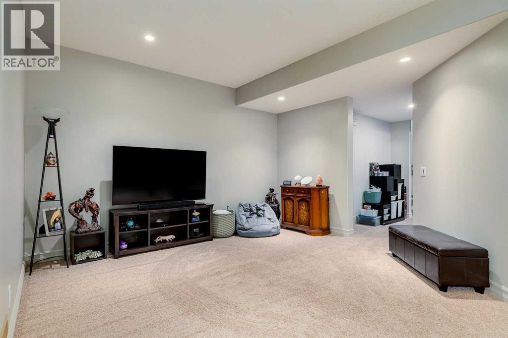 3 Kincora Glen Bay Nw, Calgary, Alberta  T3R 0C1 - Photo 35 - A2259597