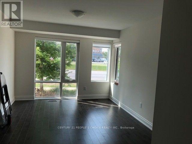 65 Pony Farm Drive, Toronto, Ontario  M9B 0B3 - Photo 5 - W12481729