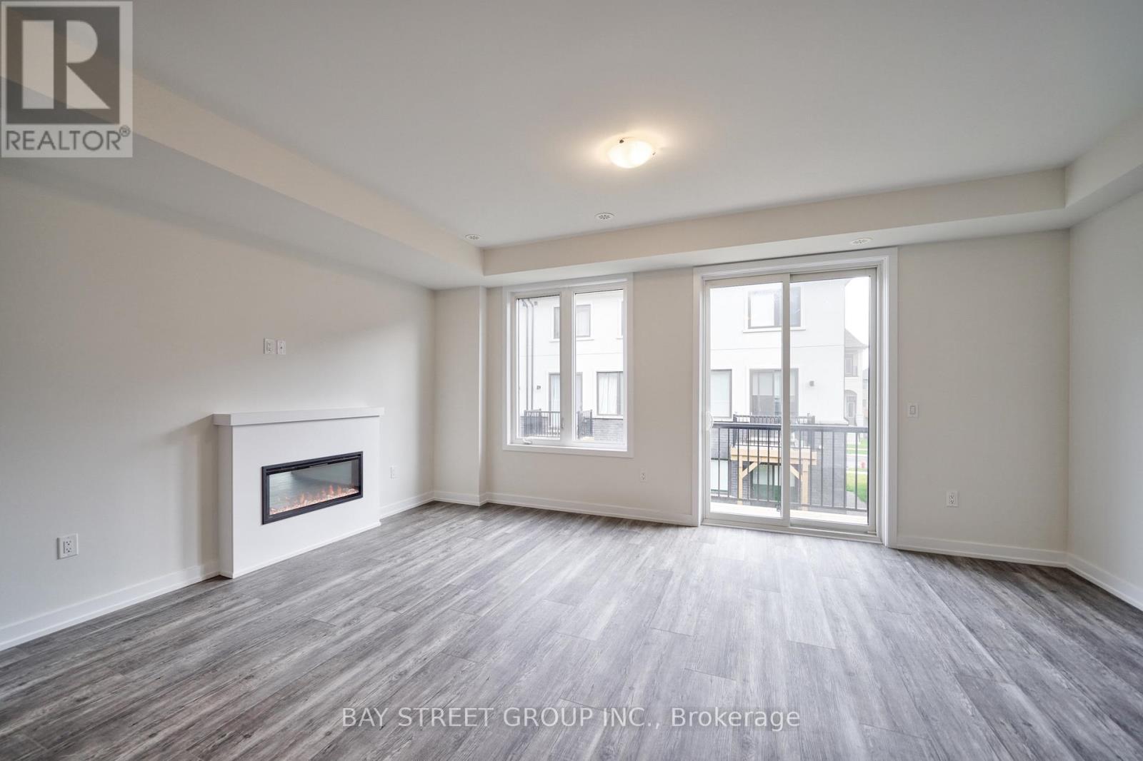 1360 Kobzar Drive, Oakville, Ontario  L6M 5P2 - Photo 36 - W12482743