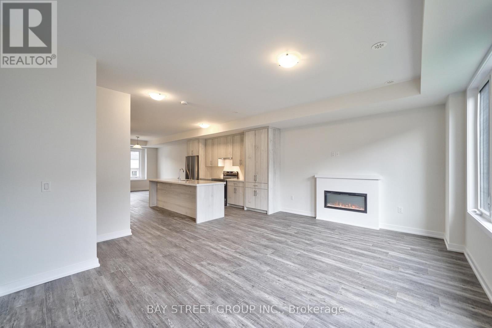 1360 Kobzar Drive, Oakville, Ontario  L6M 5P2 - Photo 38 - W12482743