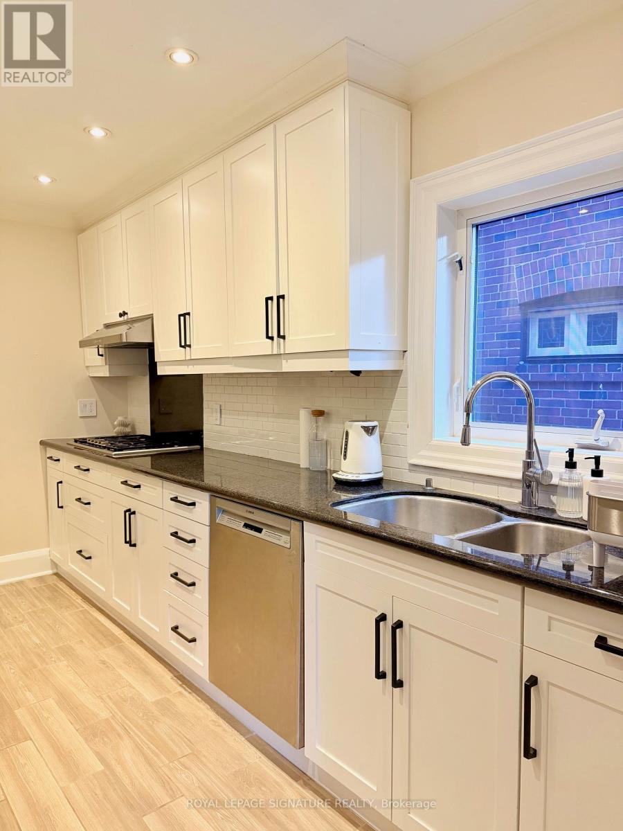 38 Jackson Avenue, Toronto, Ontario  M8X 2J4 - Photo 14 - W12482745