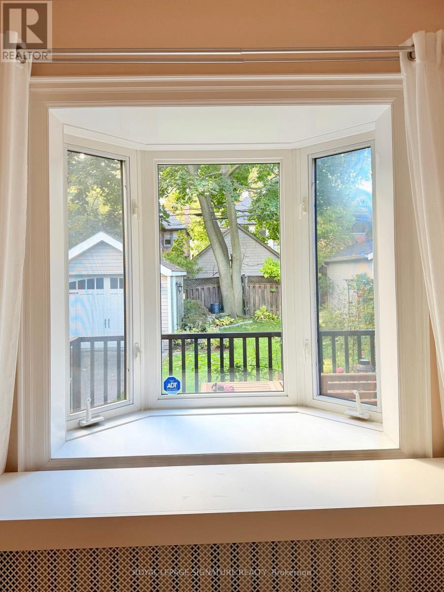 38 Jackson Avenue, Toronto, Ontario  M8X 2J4 - Photo 18 - W12482745