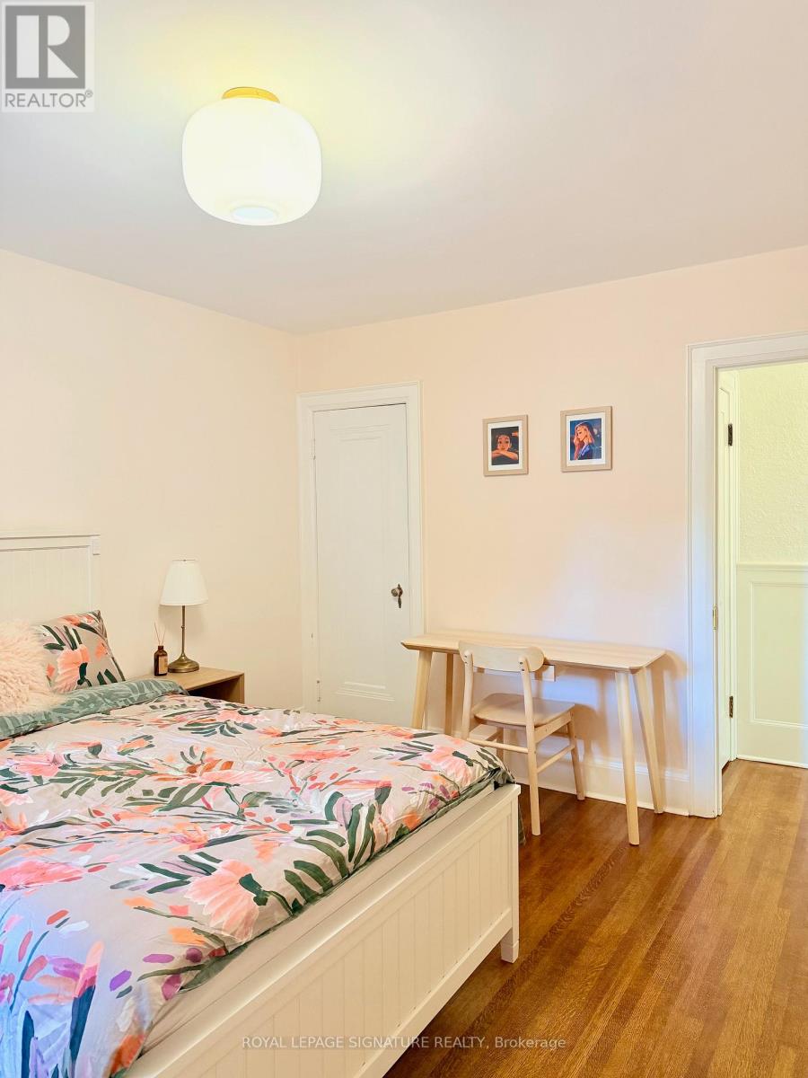 38 Jackson Avenue, Toronto, Ontario  M8X 2J4 - Photo 26 - W12482745