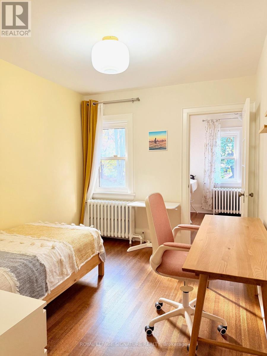 38 Jackson Avenue, Toronto, Ontario  M8X 2J4 - Photo 27 - W12482745