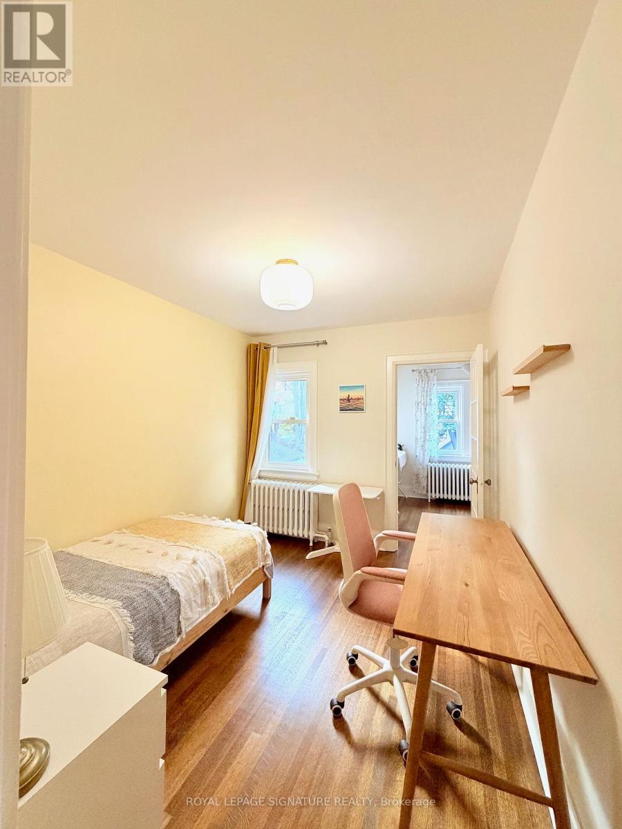 38 Jackson Avenue, Toronto, Ontario  M8X 2J4 - Photo 30 - W12482745