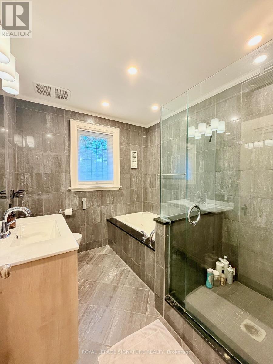 38 Jackson Avenue, Toronto, Ontario  M8X 2J4 - Photo 31 - W12482745