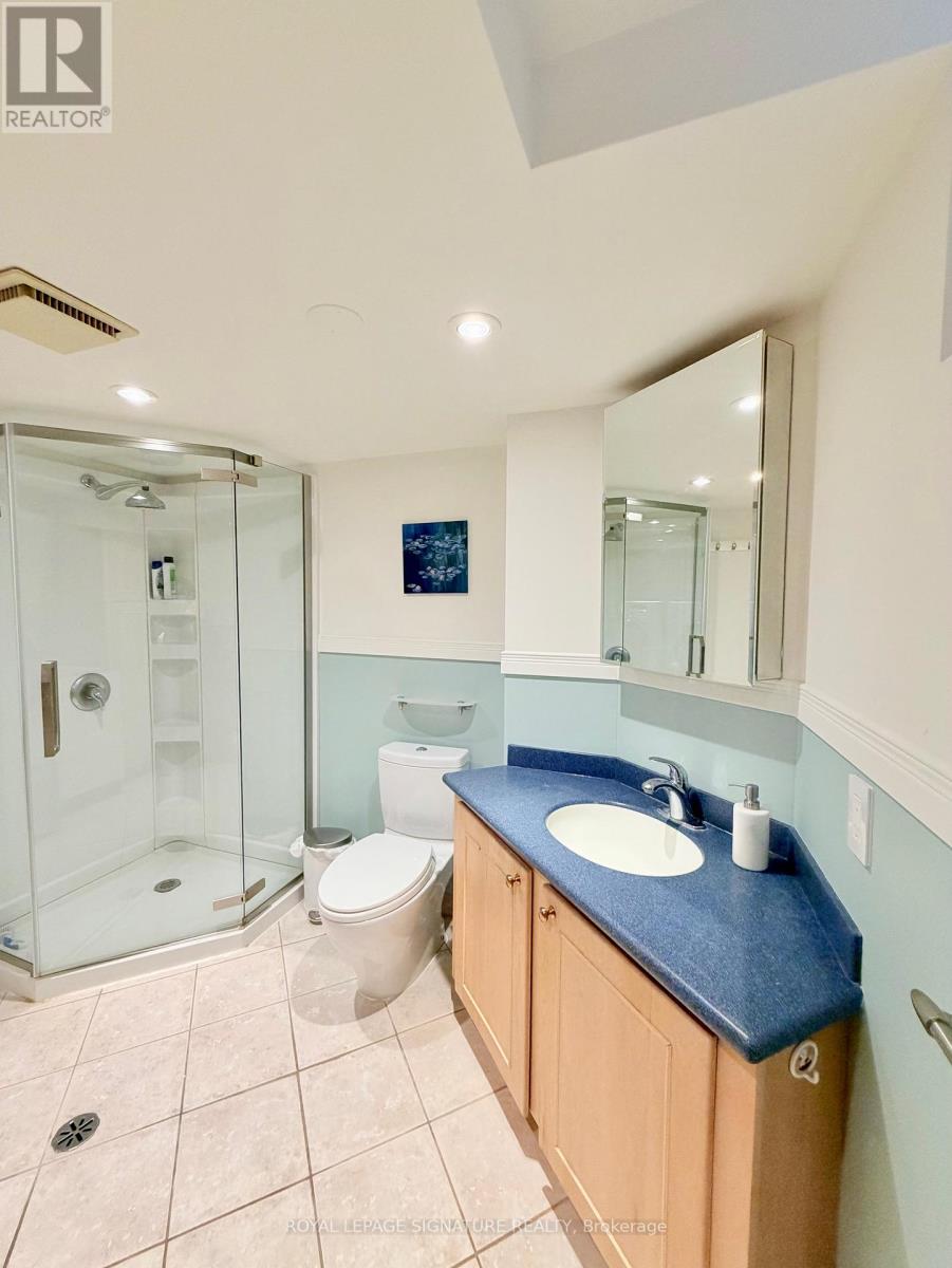 38 Jackson Avenue, Toronto, Ontario  M8X 2J4 - Photo 39 - W12482745