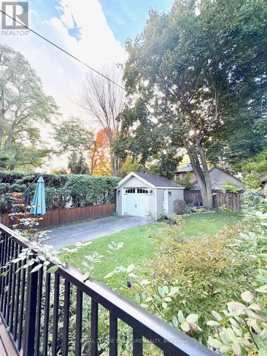 38 Jackson Avenue, Toronto, Ontario  M8X 2J4 - Photo 45 - W12482745