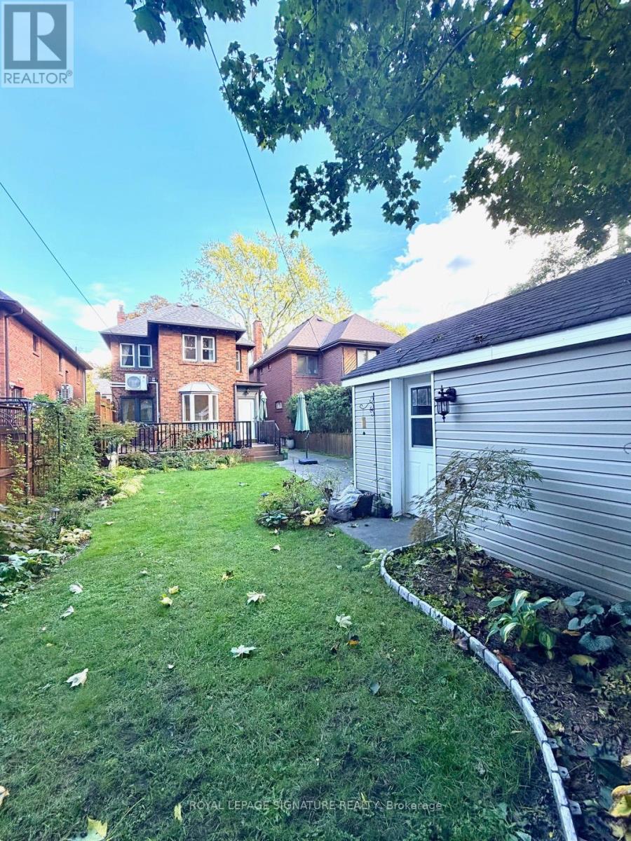 38 Jackson Avenue, Toronto, Ontario  M8X 2J4 - Photo 47 - W12482745