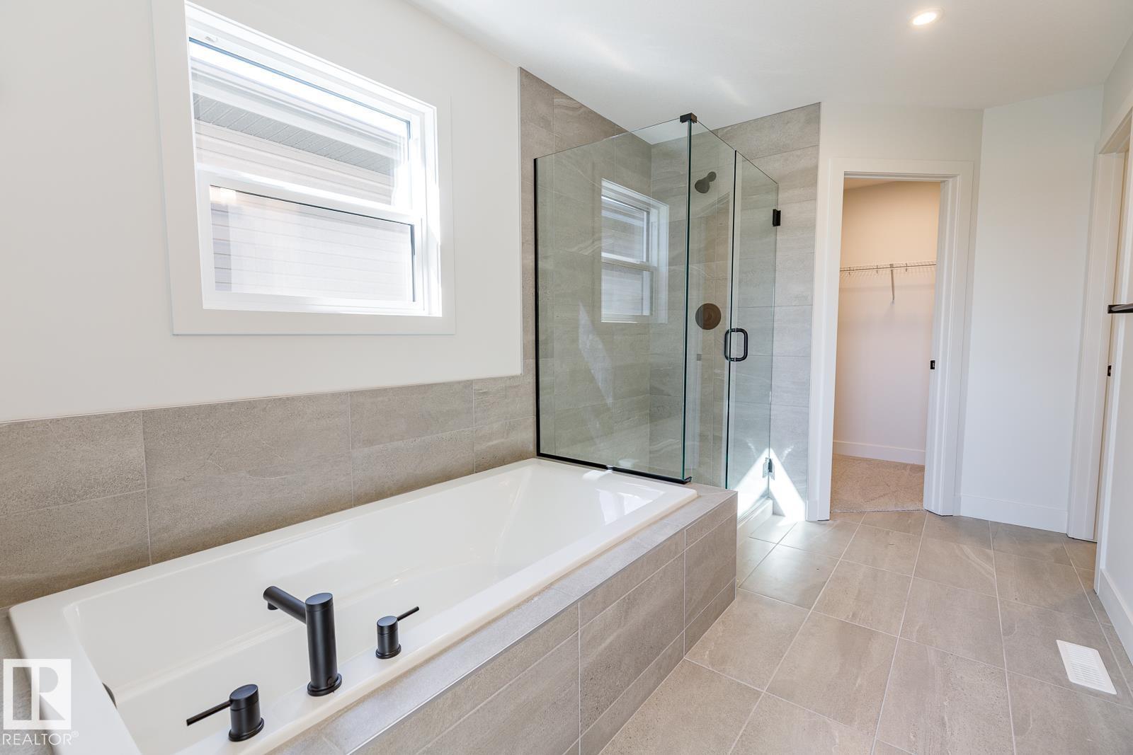 1603 157 St Sw, Edmonton, Alberta  T6W 4J8 - Photo 45 - E4463573