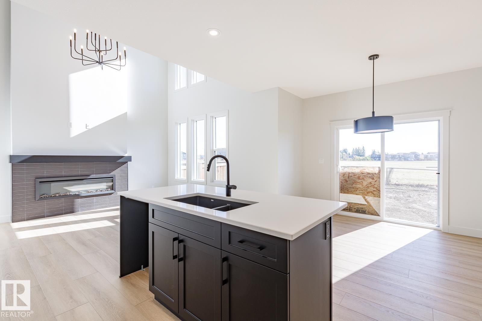 1603 157 St Sw, Edmonton, Alberta  T6W 4J8 - Photo 6 - E4463573