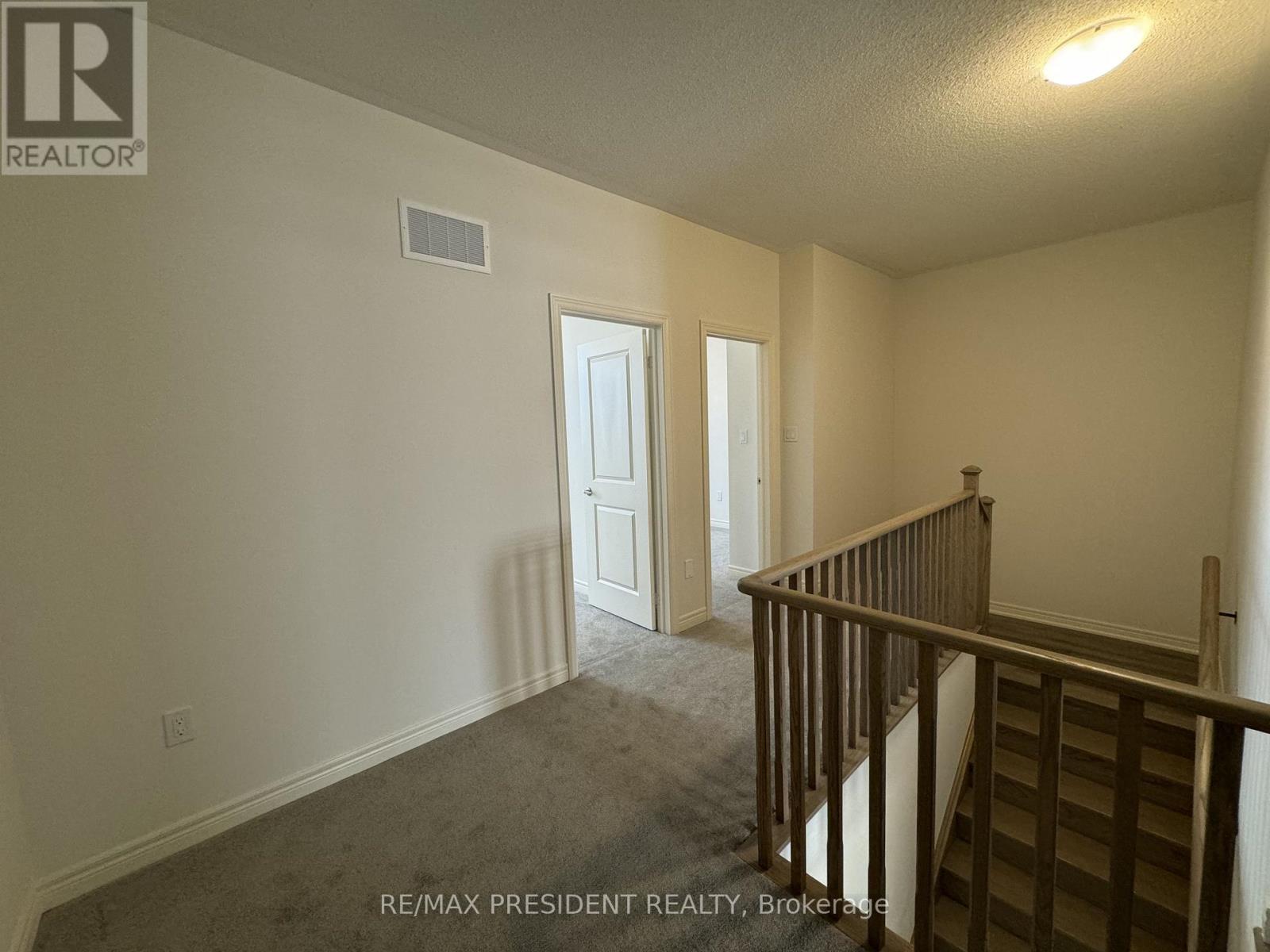 45 Gledhill Crescent, Cambridge, Ontario  N1T 0G4 - Photo 23 - X12482746