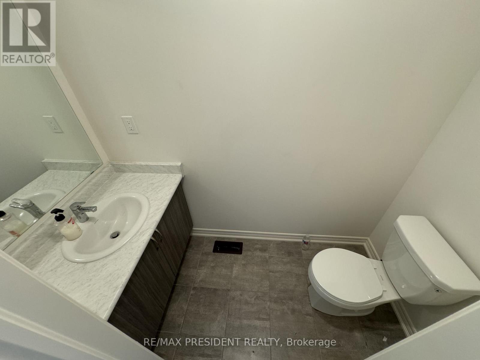 45 Gledhill Crescent, Cambridge, Ontario  N1T 0G4 - Photo 31 - X12482746