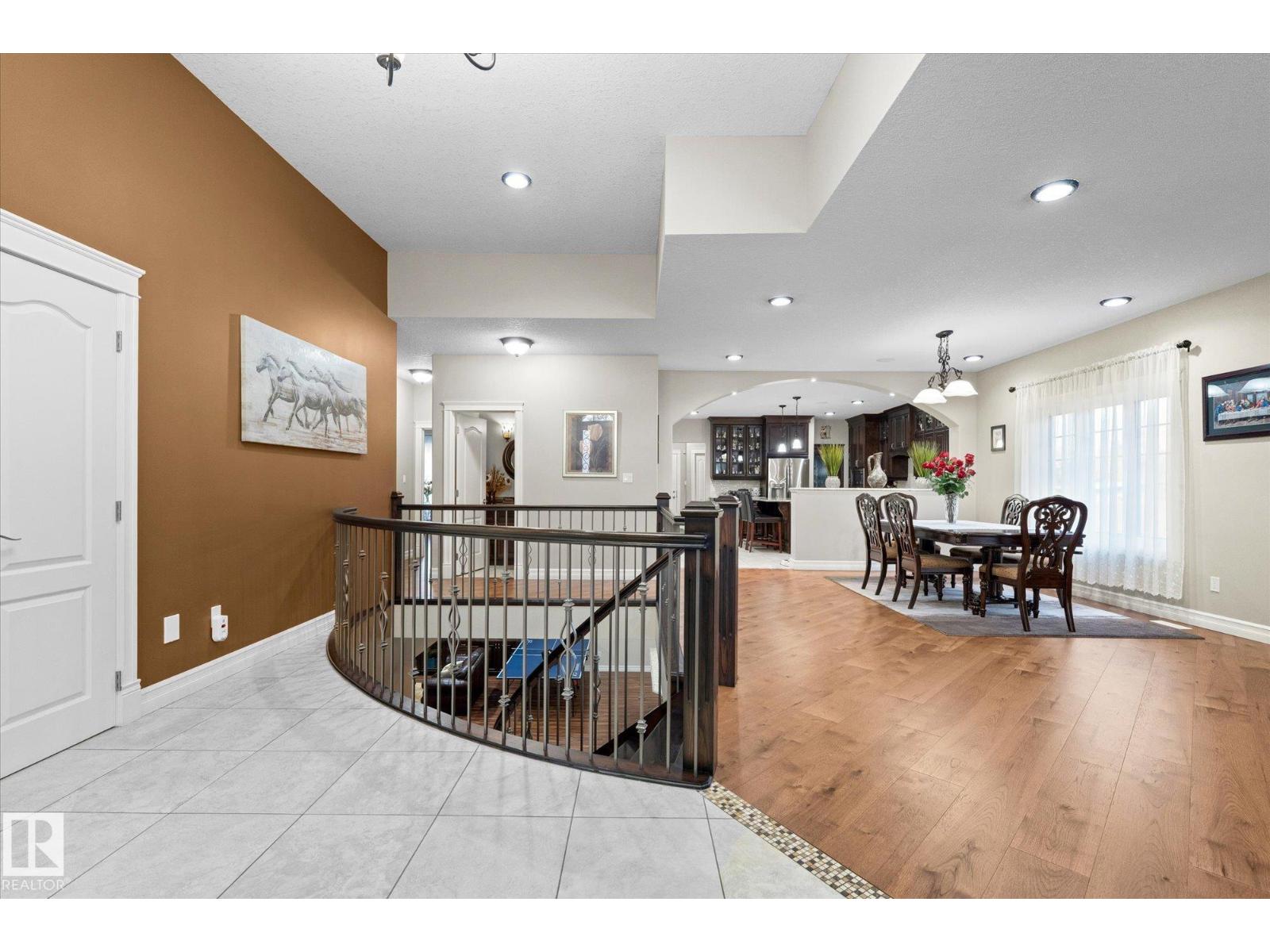 10516 158 St Nw, Edmonton, Alberta  T5P 2Y6 - Photo 9 - E4460345