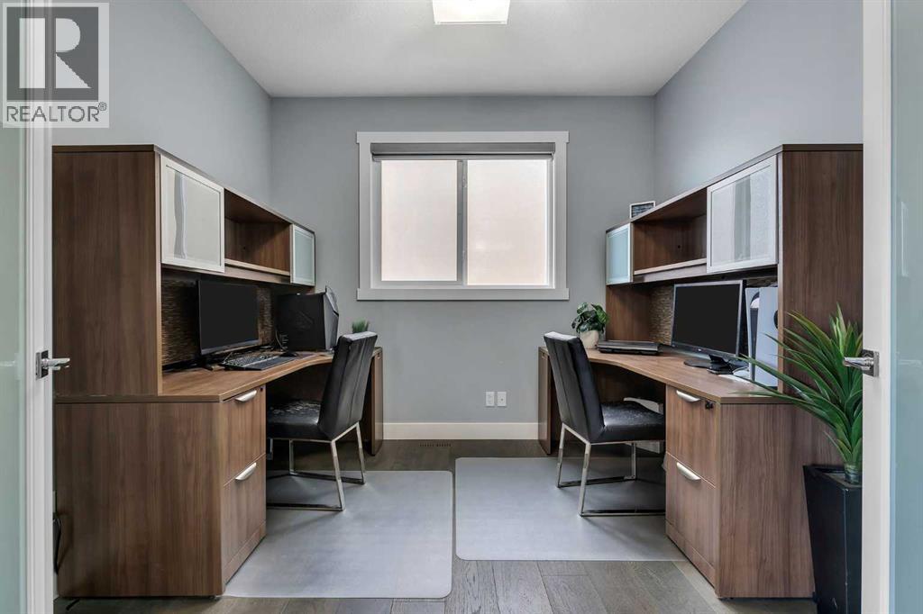 7 Waterford Heights, Chestermere, Alberta  T1X 2M7 - Photo 7 - A2265169