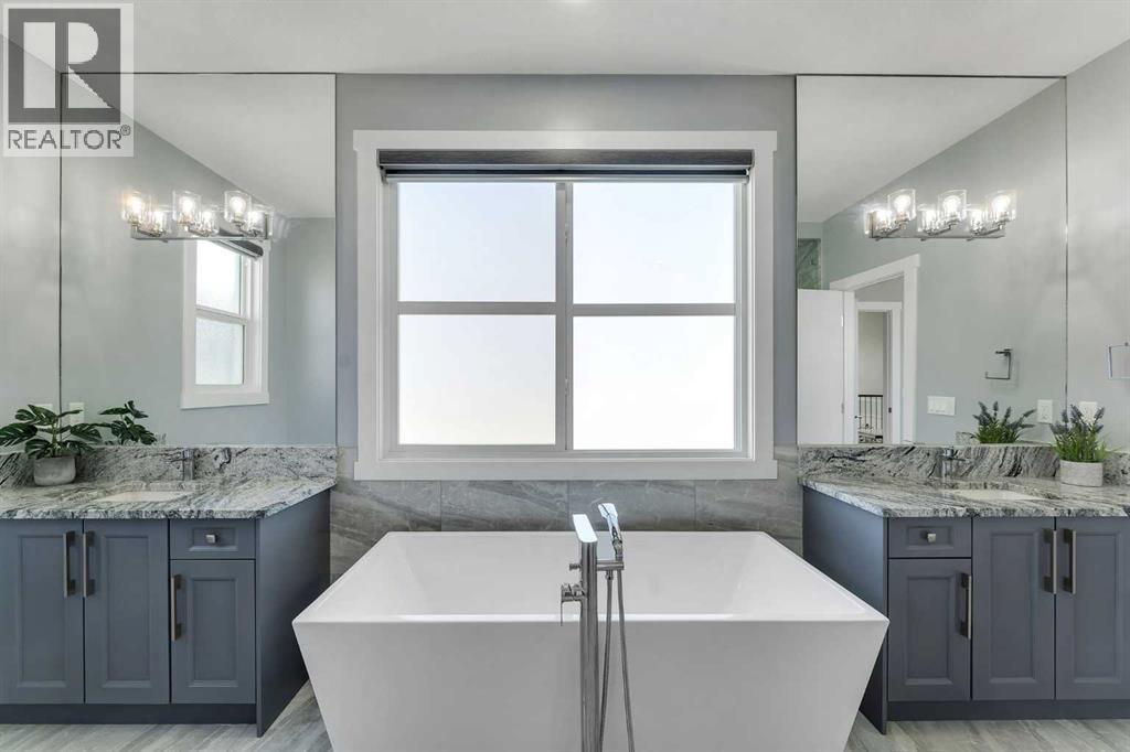 7 Waterford Heights, Chestermere, Alberta  T1X 2M7 - Photo 24 - A2265169