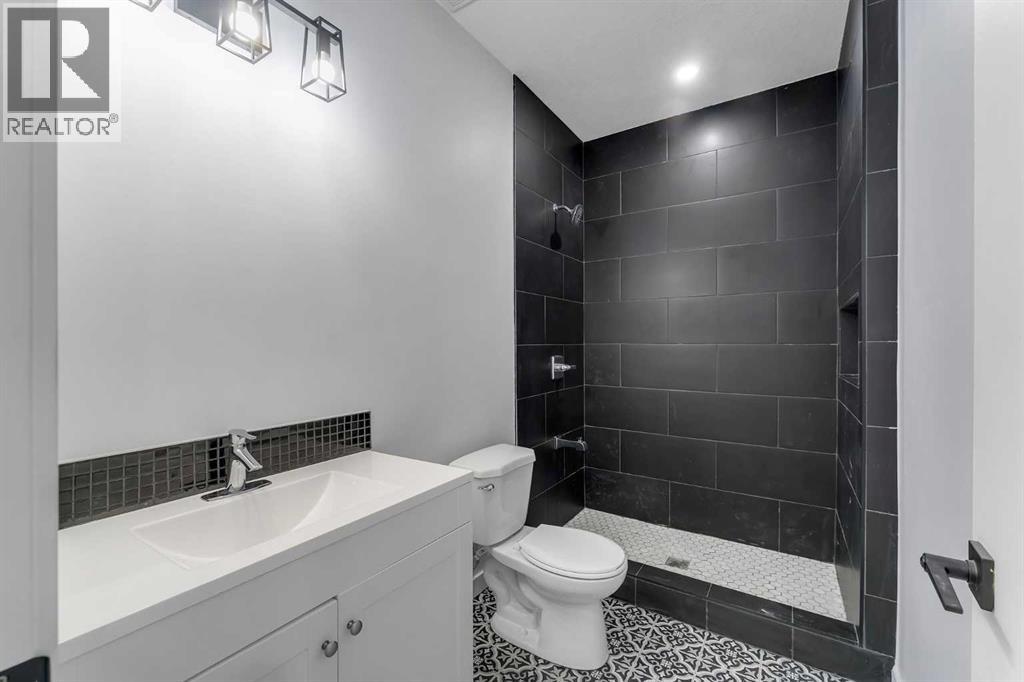 7 Waterford Heights, Chestermere, Alberta  T1X 2M7 - Photo 42 - A2265169