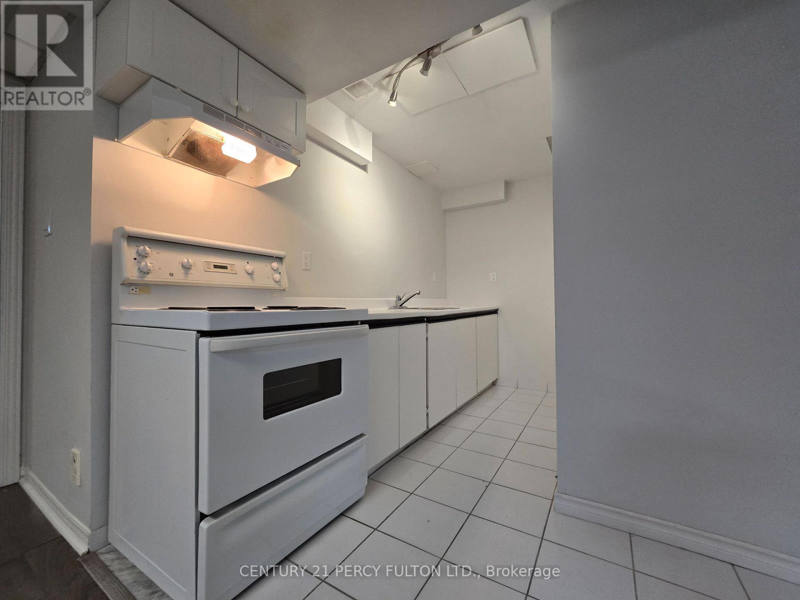 Bsmt - 74 Winding Lane, Vaughan, Ontario  L4J 5H9 - Photo 7 - N12466101