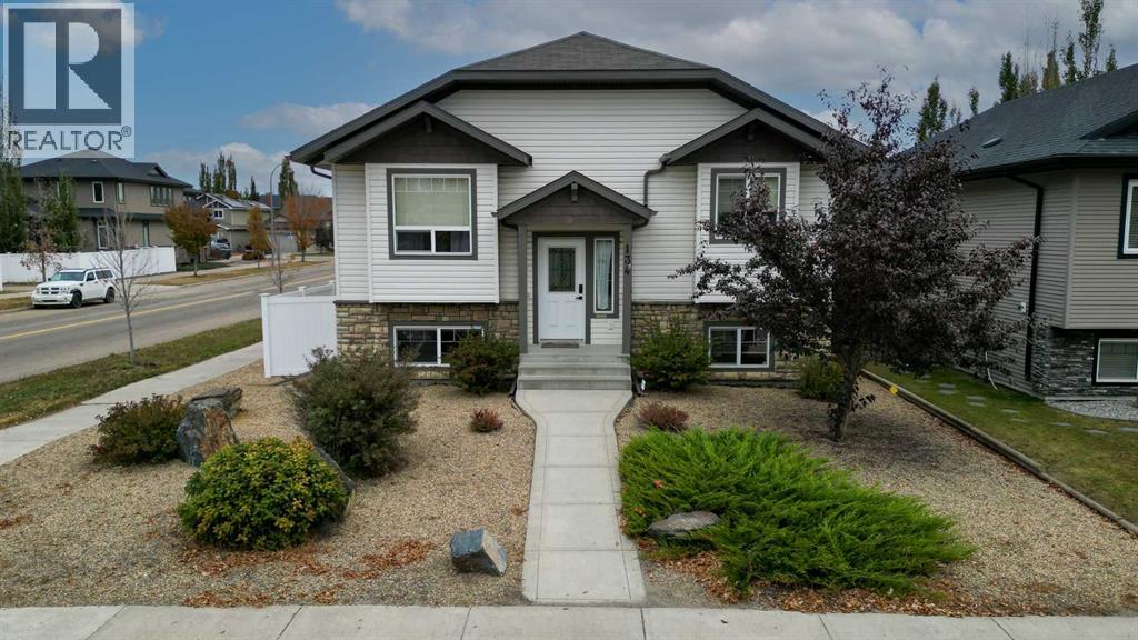 134 Stephenson Crescent, Red Deer, Alberta  T4L 0L6 - Photo 1 - A2262343