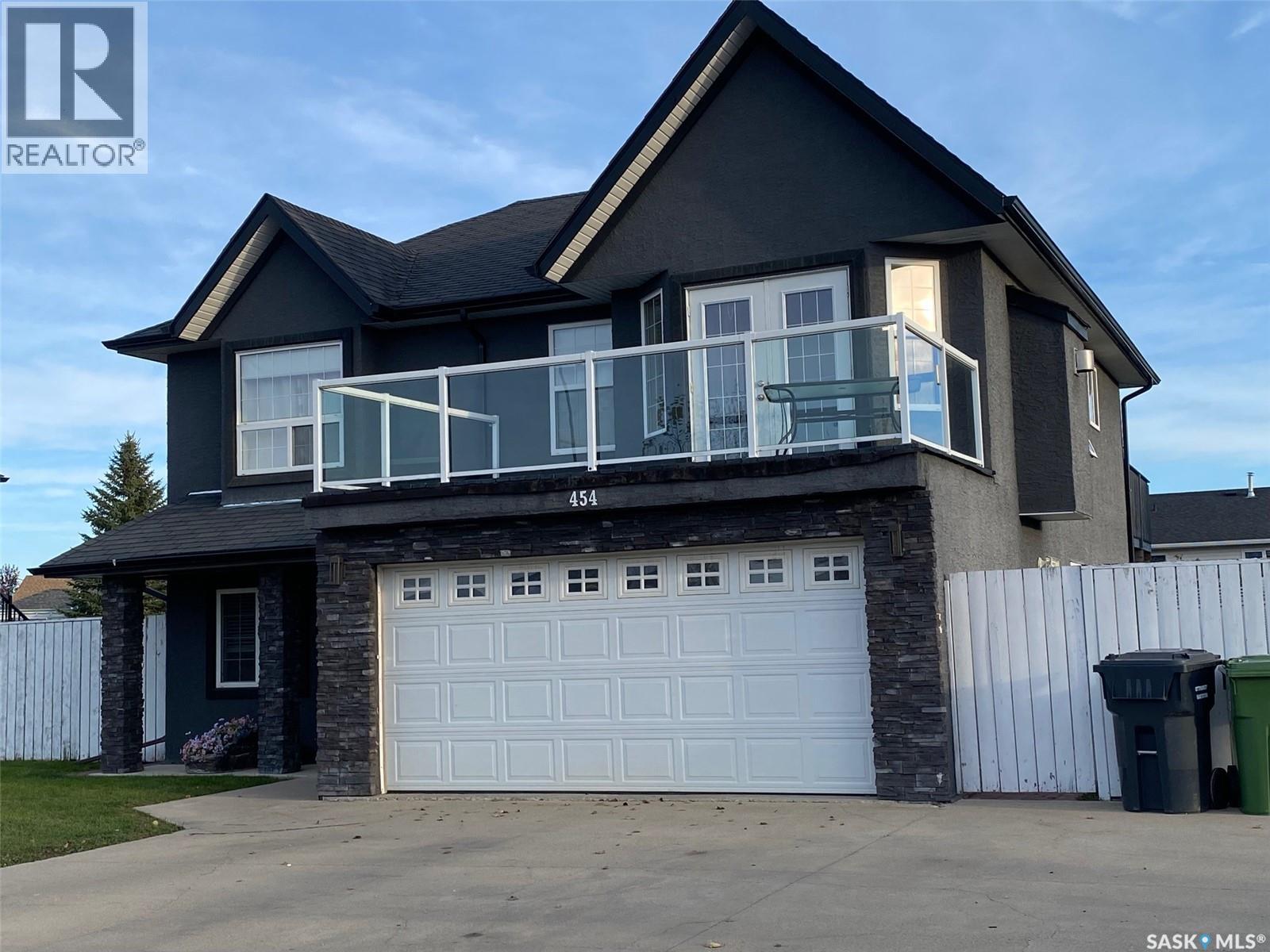 454 Darlington Street E, Yorkton, Saskatchewan  S3N 4A1 - Photo 2 - SK021735