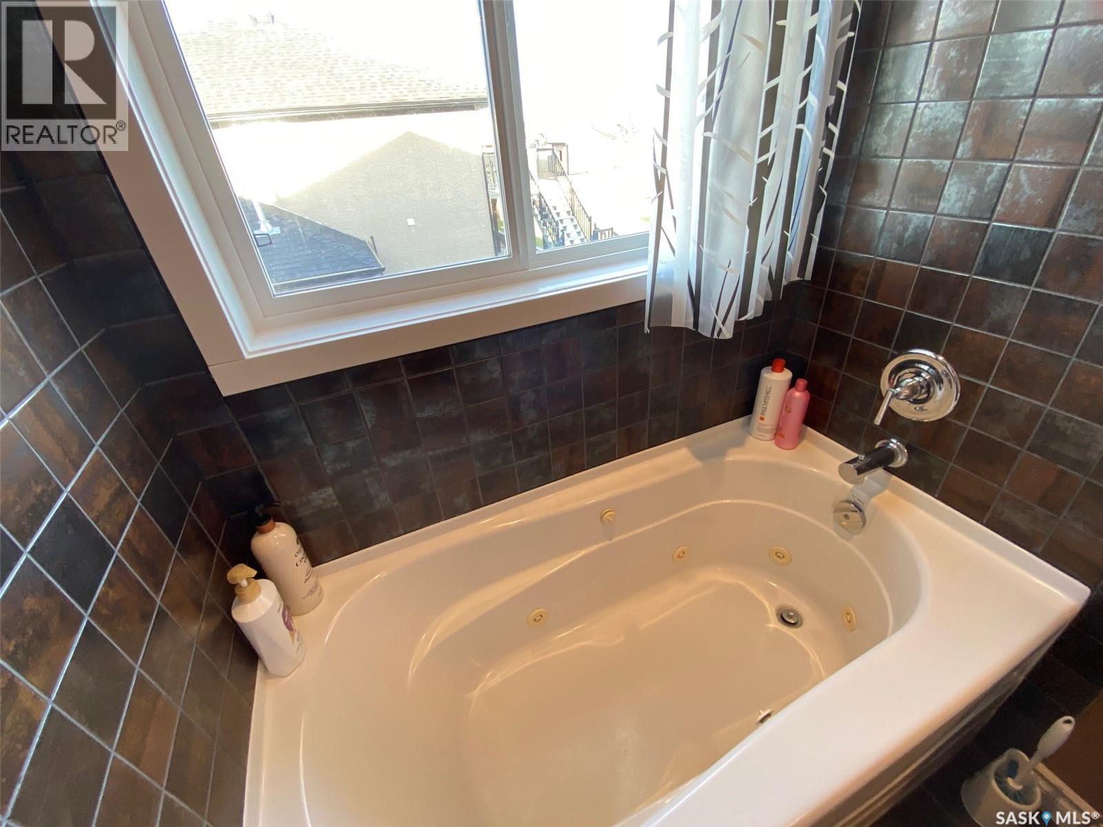 454 Darlington Street E, Yorkton, Saskatchewan  S3N 4A1 - Photo 21 - SK021735