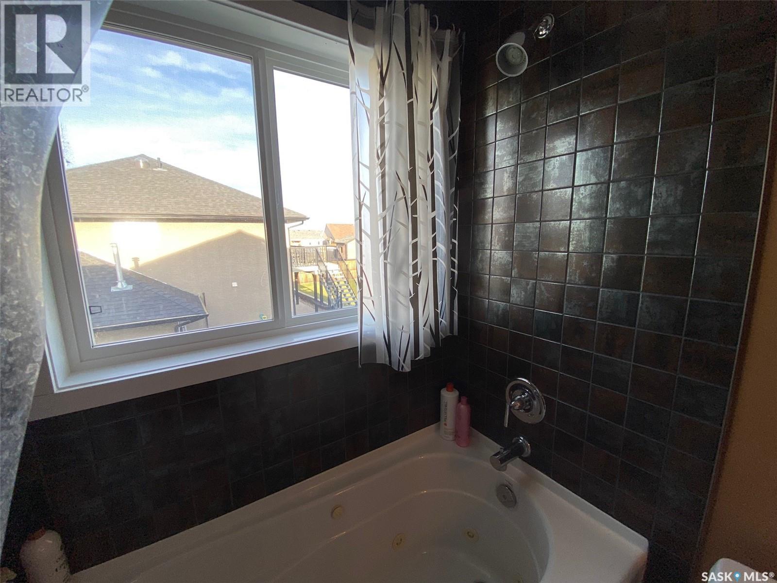 454 Darlington Street E, Yorkton, Saskatchewan  S3N 4A1 - Photo 22 - SK021735