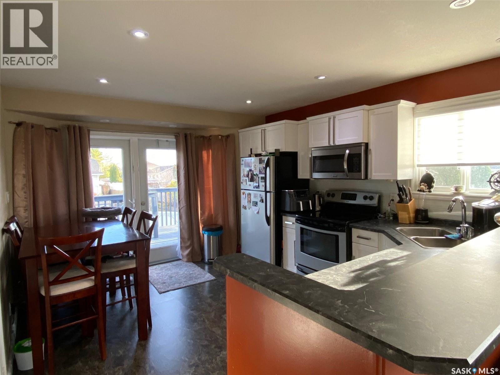 454 Darlington Street E, Yorkton, Saskatchewan  S3N 4A1 - Photo 9 - SK021735