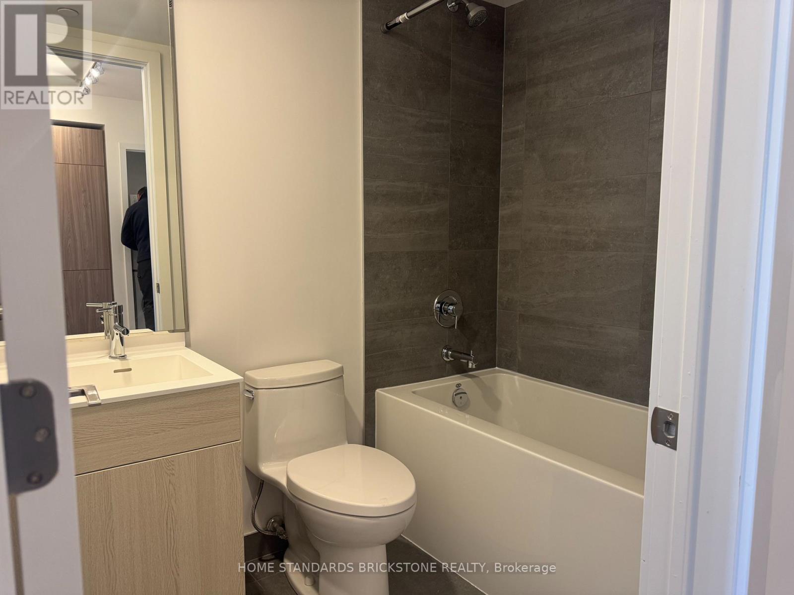 Lph23 - 28 Eastern Avenue, Toronto, Ontario  M5A 0Y2 - Photo 10 - C12482765