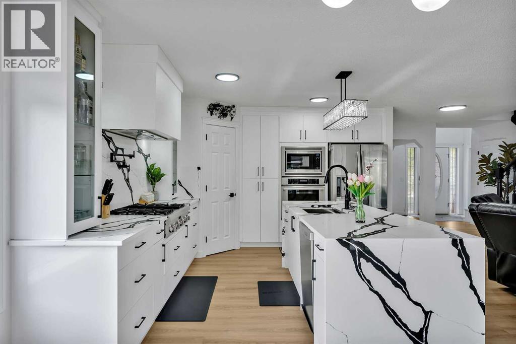 135 West Lakeview Passage, Chestermere, Alberta  T1X 1G8 - Photo 13 - A2260874