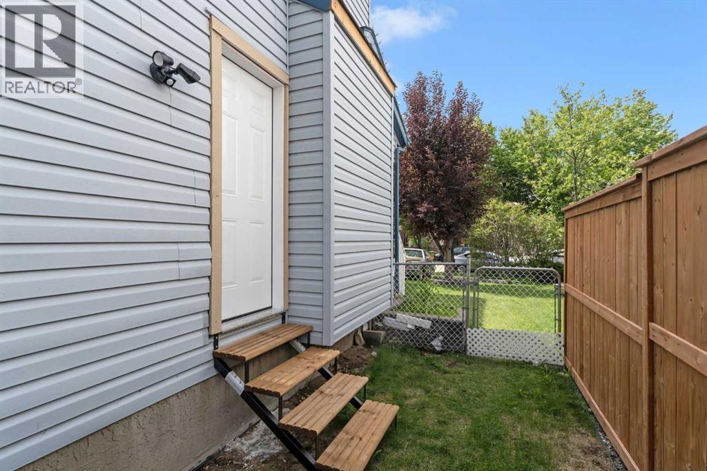 135 West Lakeview Passage, Chestermere, Alberta  T1X 1G8 - Photo 37 - A2260874