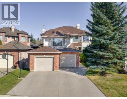 210 Evergreen Mews SW Evergreen