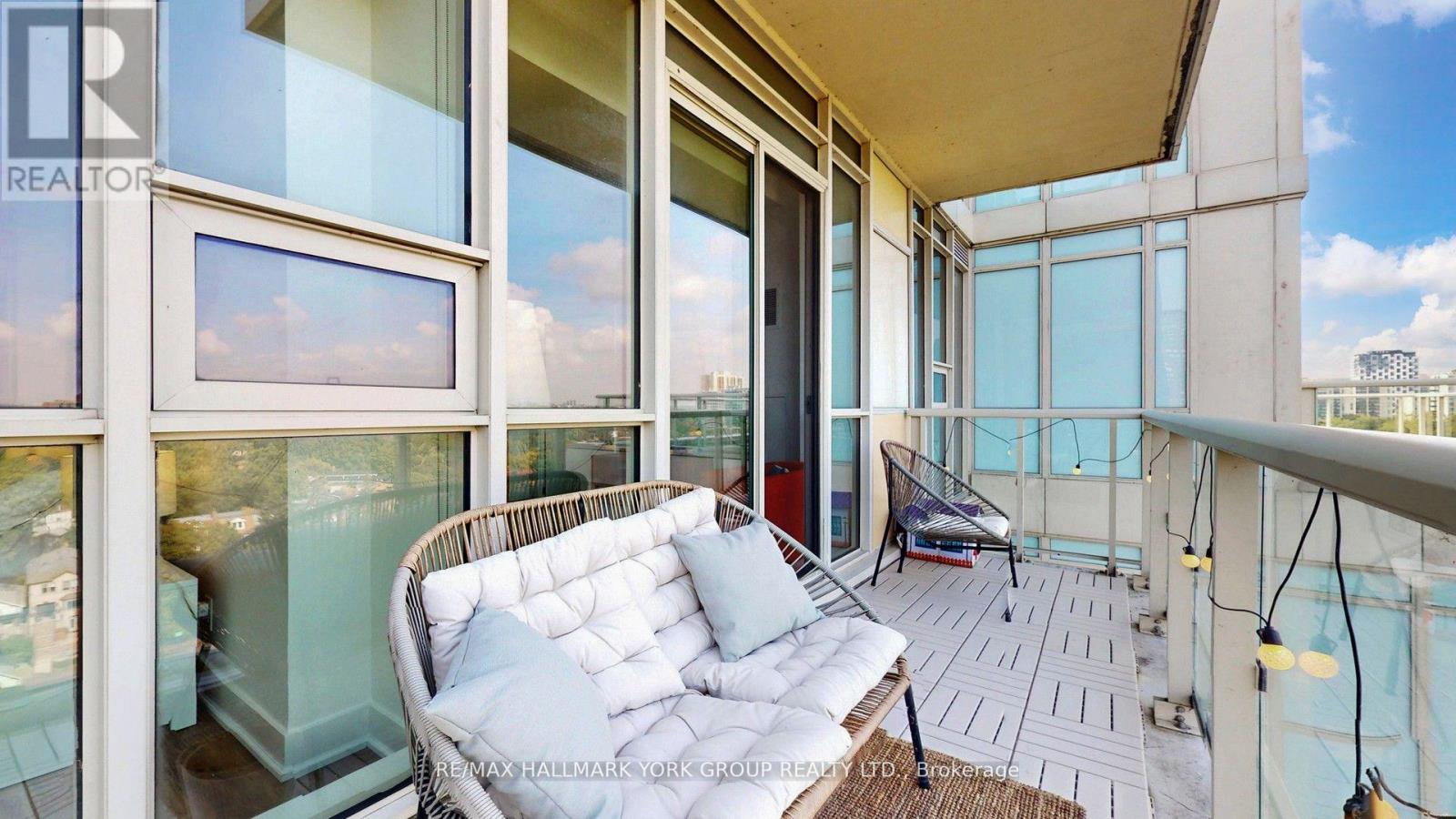 1105 - 1638 Bloor Street W, Toronto, Ontario  M6P 0A6 - Photo 34 - W12482749