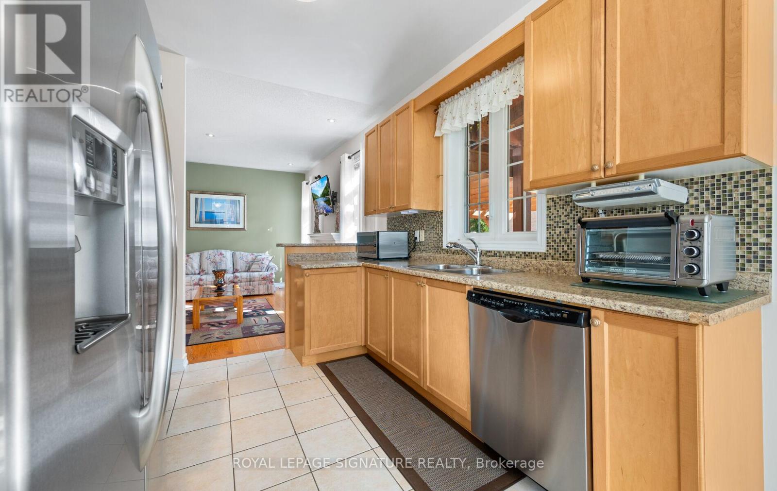489 Van Kirk Drive, Brampton, Ontario  L7A 0M5 - Photo 16 - W12482760