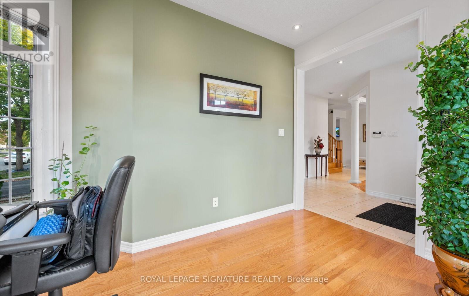 489 Van Kirk Drive, Brampton, Ontario  L7A 0M5 - Photo 9 - W12482760