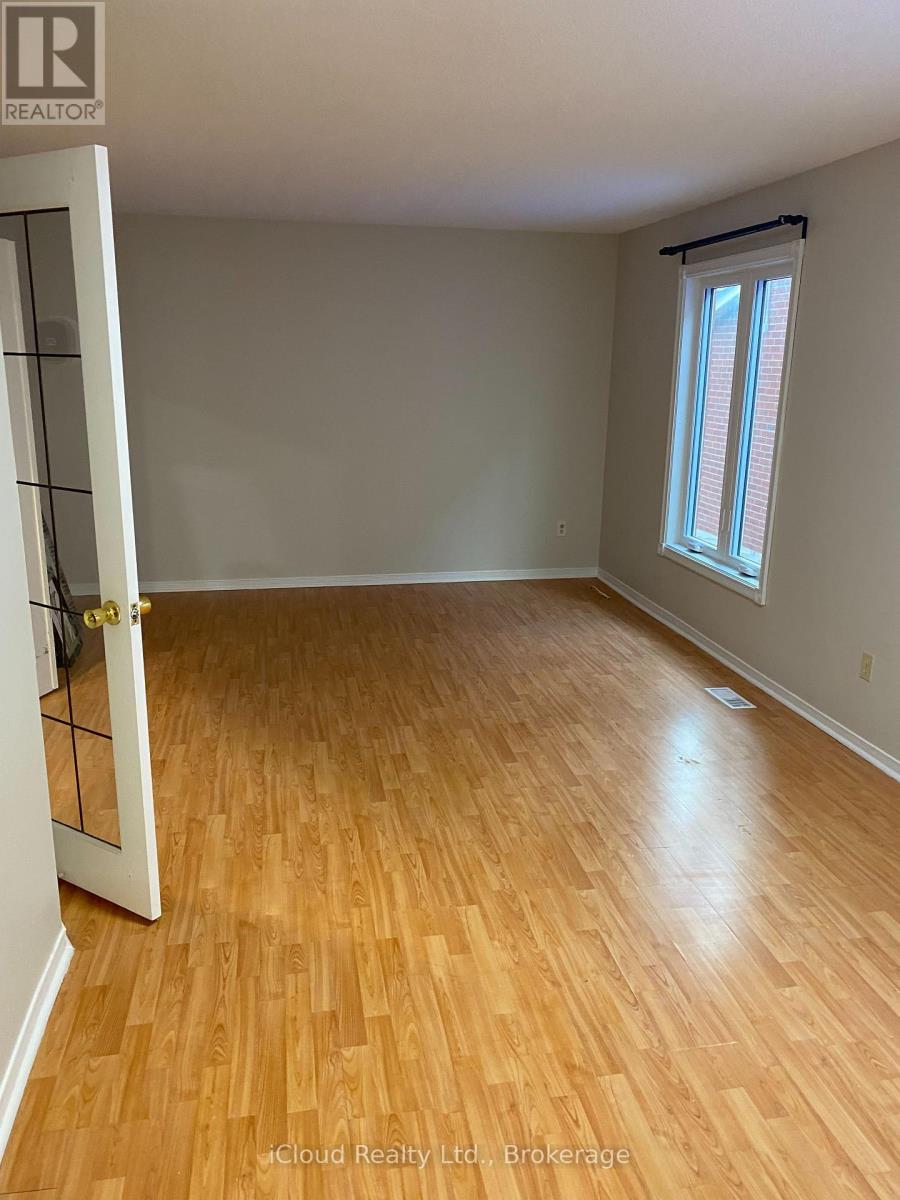 Main/2nd - 6419 Longspur Road, Mississauga, Ontario  L5N 6E3 - Photo 3 - W12482764