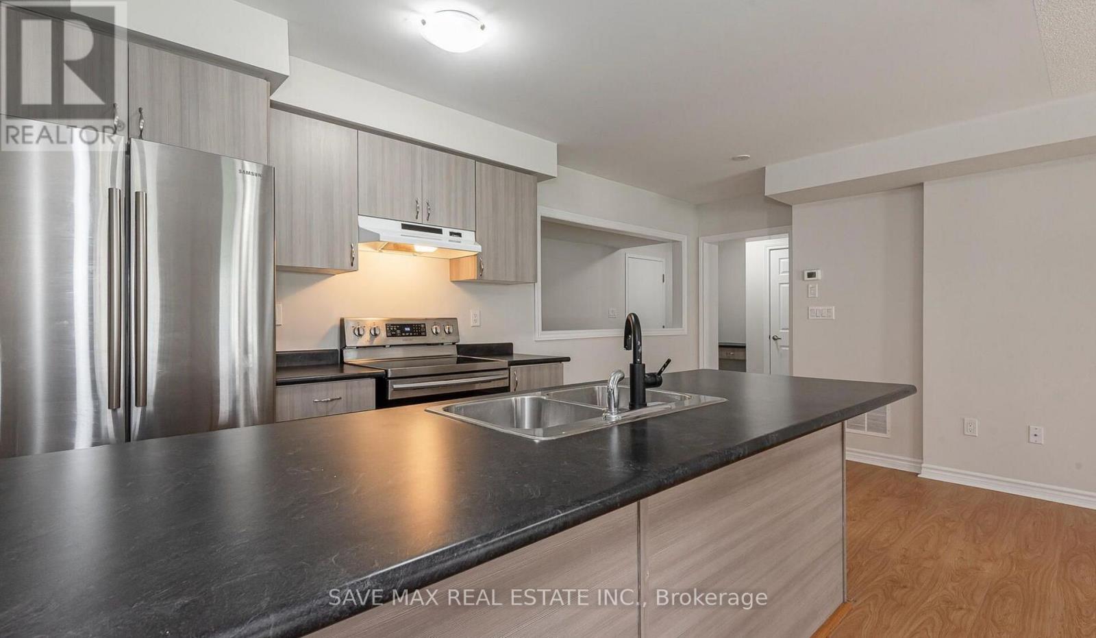 18 - 200 Veterns Drive, Brampton, Ontario  L7A 4S6 - Photo 10 - W12482767
