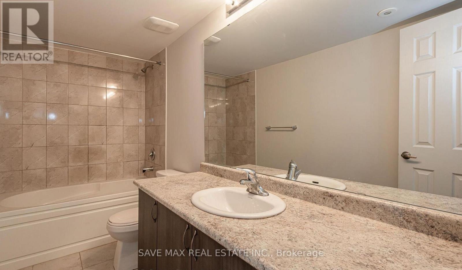18 - 200 Veterns Drive, Brampton, Ontario  L7A 4S6 - Photo 17 - W12482767