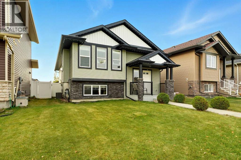 327 Lancaster Drive, Red Deer, Alberta  T4R 0R1 - Photo 1 - A2262338