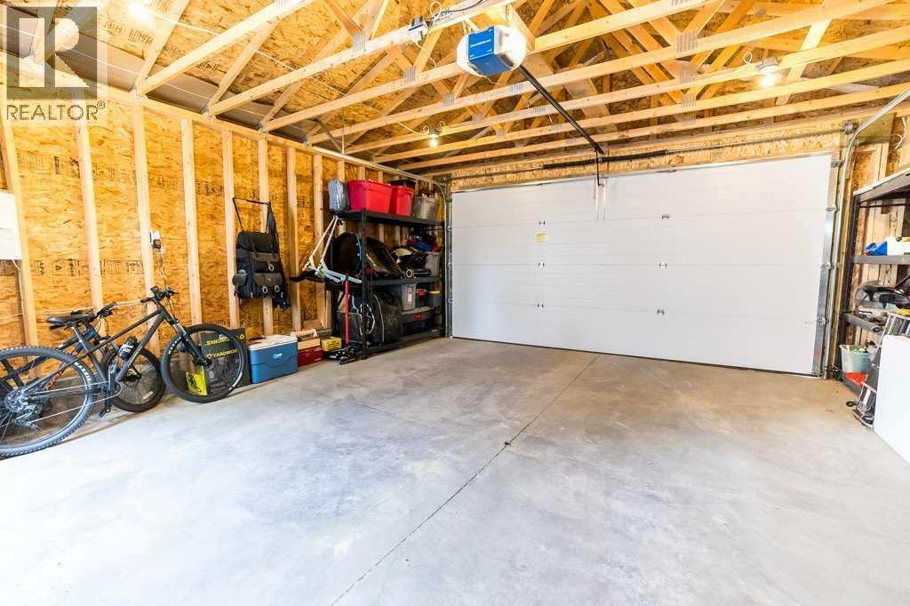 327 Lancaster Drive, Red Deer, Alberta  T4R 0R1 - Photo 34 - A2262338