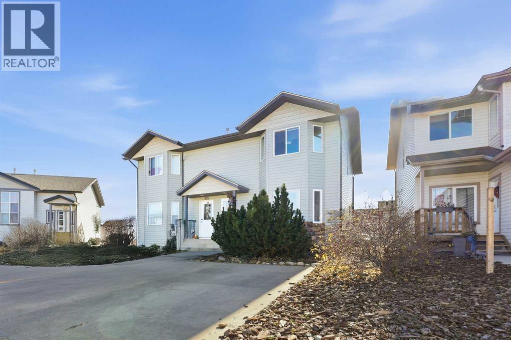 109 Winston Place, Blackfalds, Alberta  T4M 0K9 - Photo 4 - A2266954