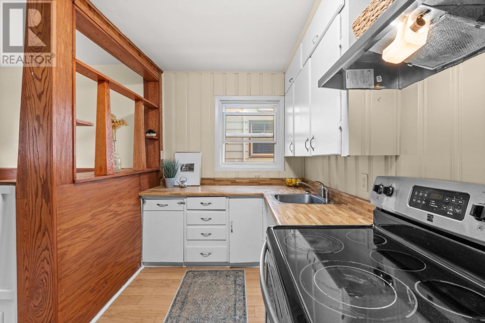 6433 Almon Street, Halifax, Nova Scotia  B3L 1V6 - Photo 11 - 202525961