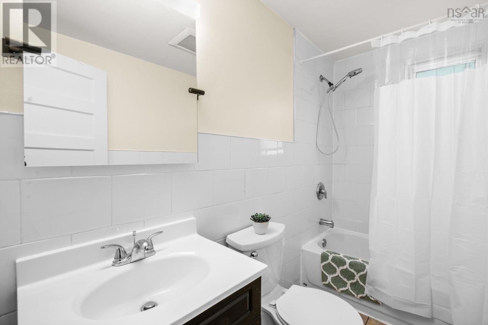 6433 Almon Street, Halifax, Nova Scotia  B3L 1V6 - Photo 23 - 202525961