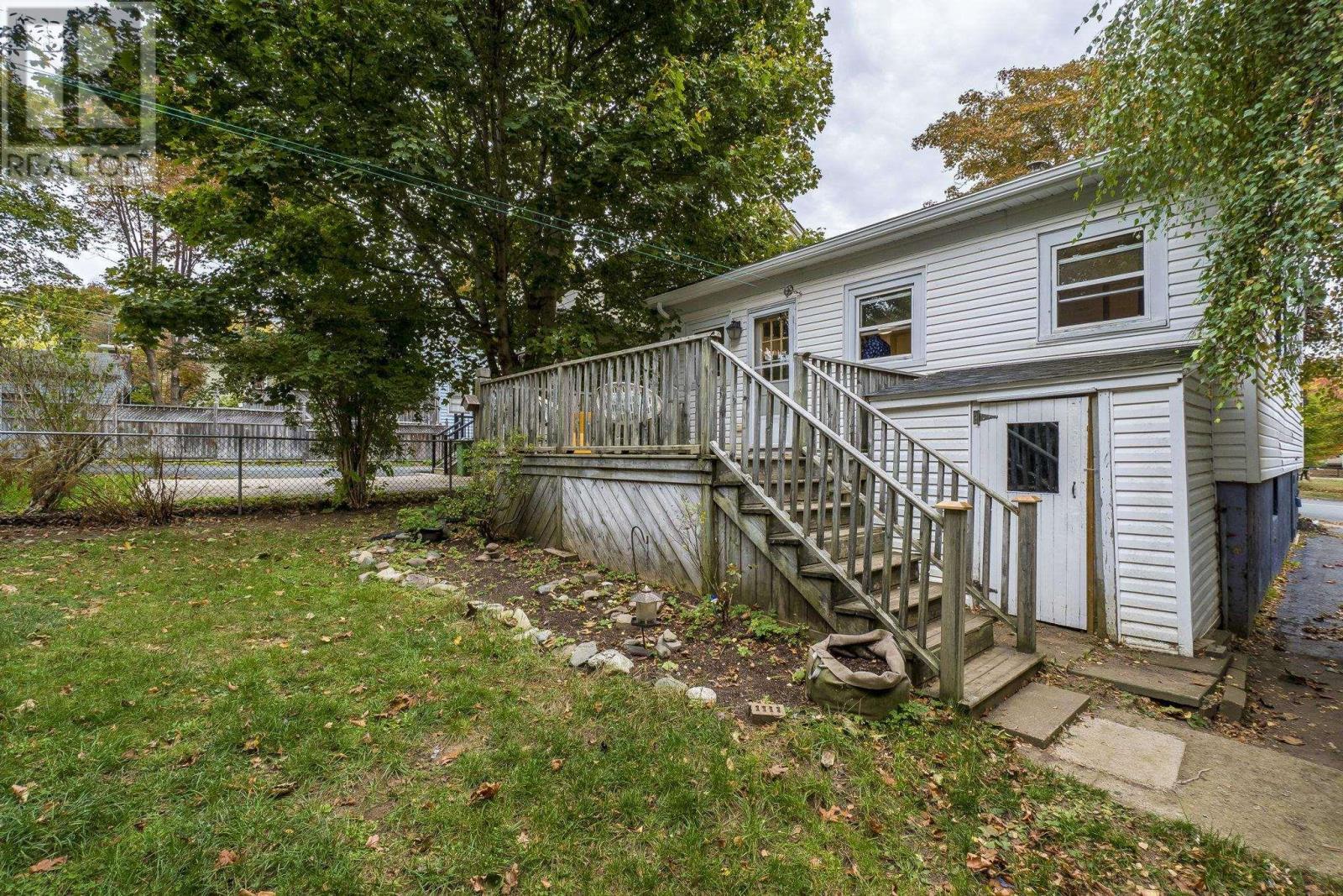 6433 Almon Street, Halifax, Nova Scotia  B3L 1V6 - Photo 30 - 202525961