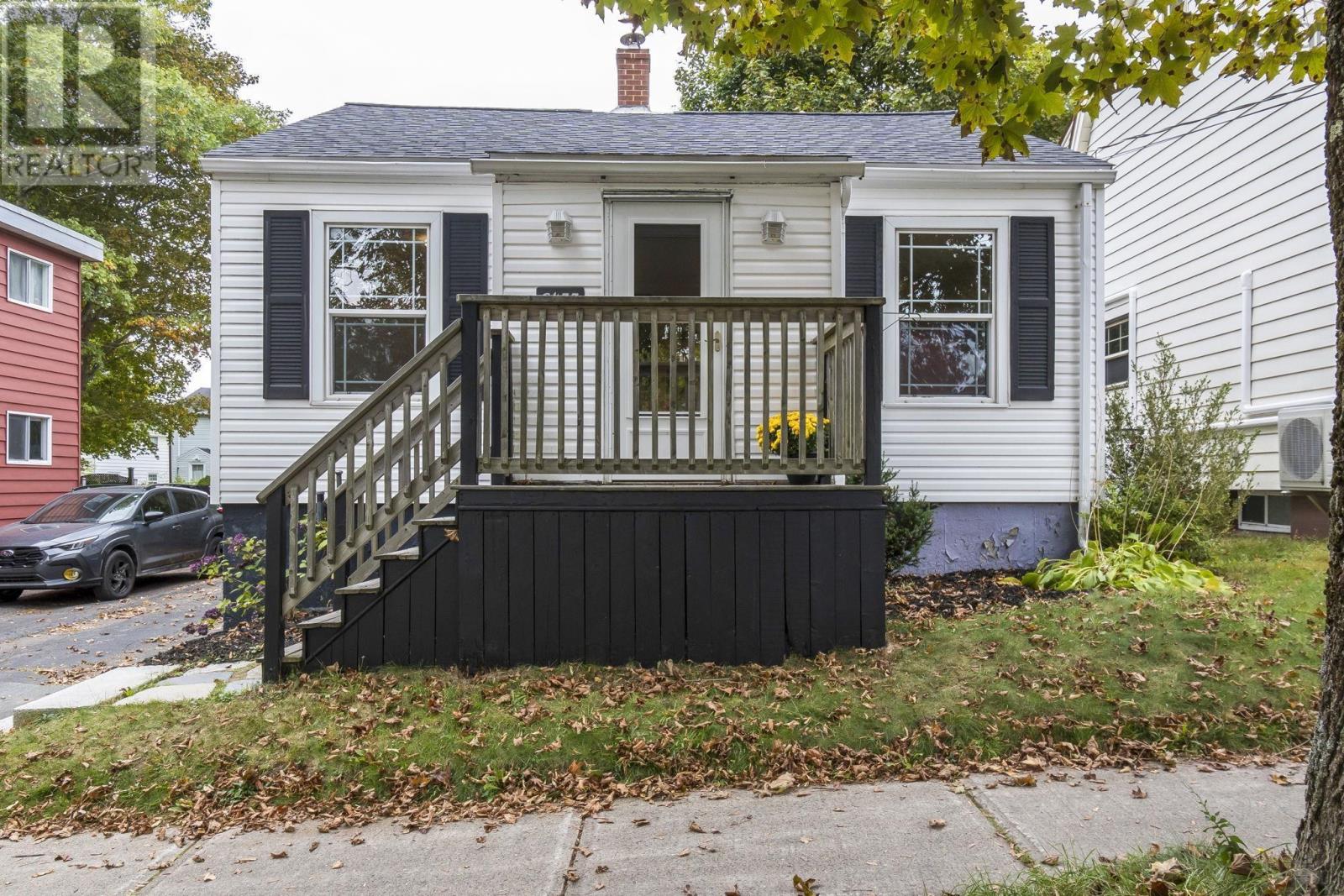 6433 Almon Street, Halifax, Nova Scotia  B3L 1V6 - Photo 5 - 202525961