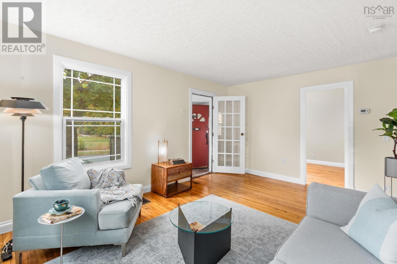 6433 Almon Street, Halifax, Nova Scotia  B3L 1V6 - Photo 8 - 202525961