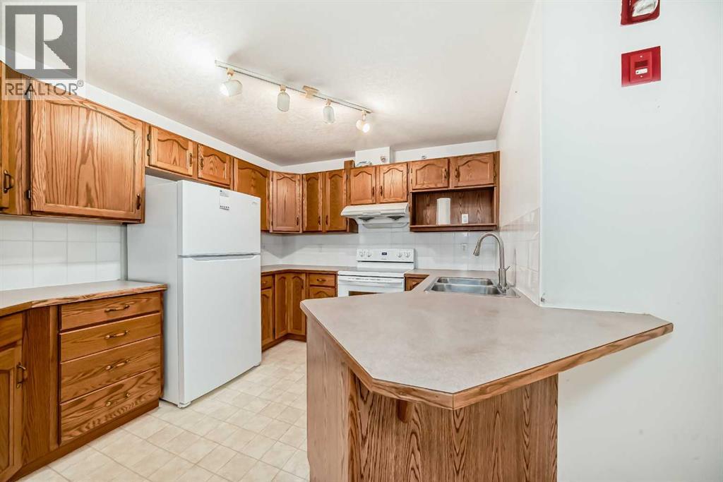 435, 165 Manora Place Ne, Calgary, Alberta T2A 7X5 - Photo 7 - A2226595