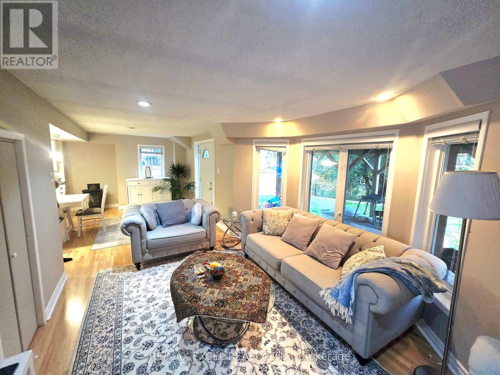 Lower Level - 31 Green Meadow Crescent, Richmond Hill, Ontario  L4E 3A9 - Photo 11 - N12482788
