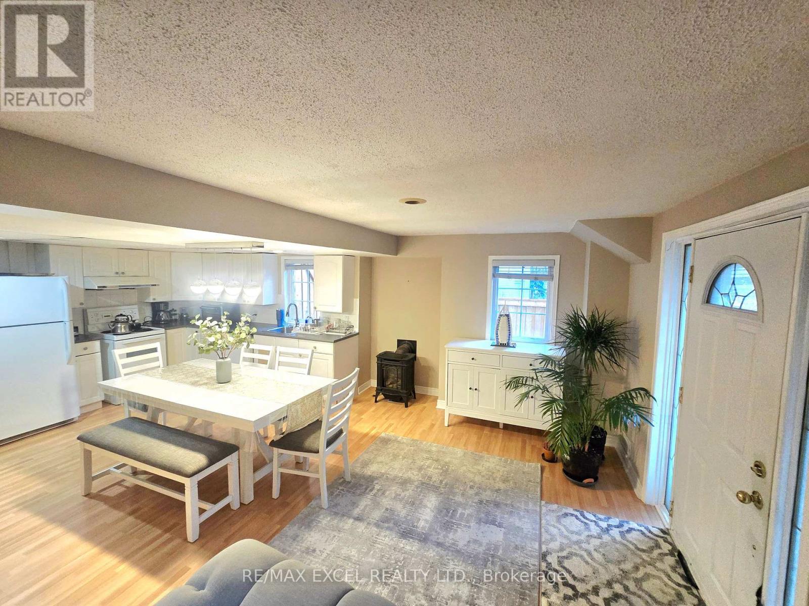 Lower Level - 31 Green Meadow Crescent, Richmond Hill, Ontario  L4E 3A9 - Photo 12 - N12482788