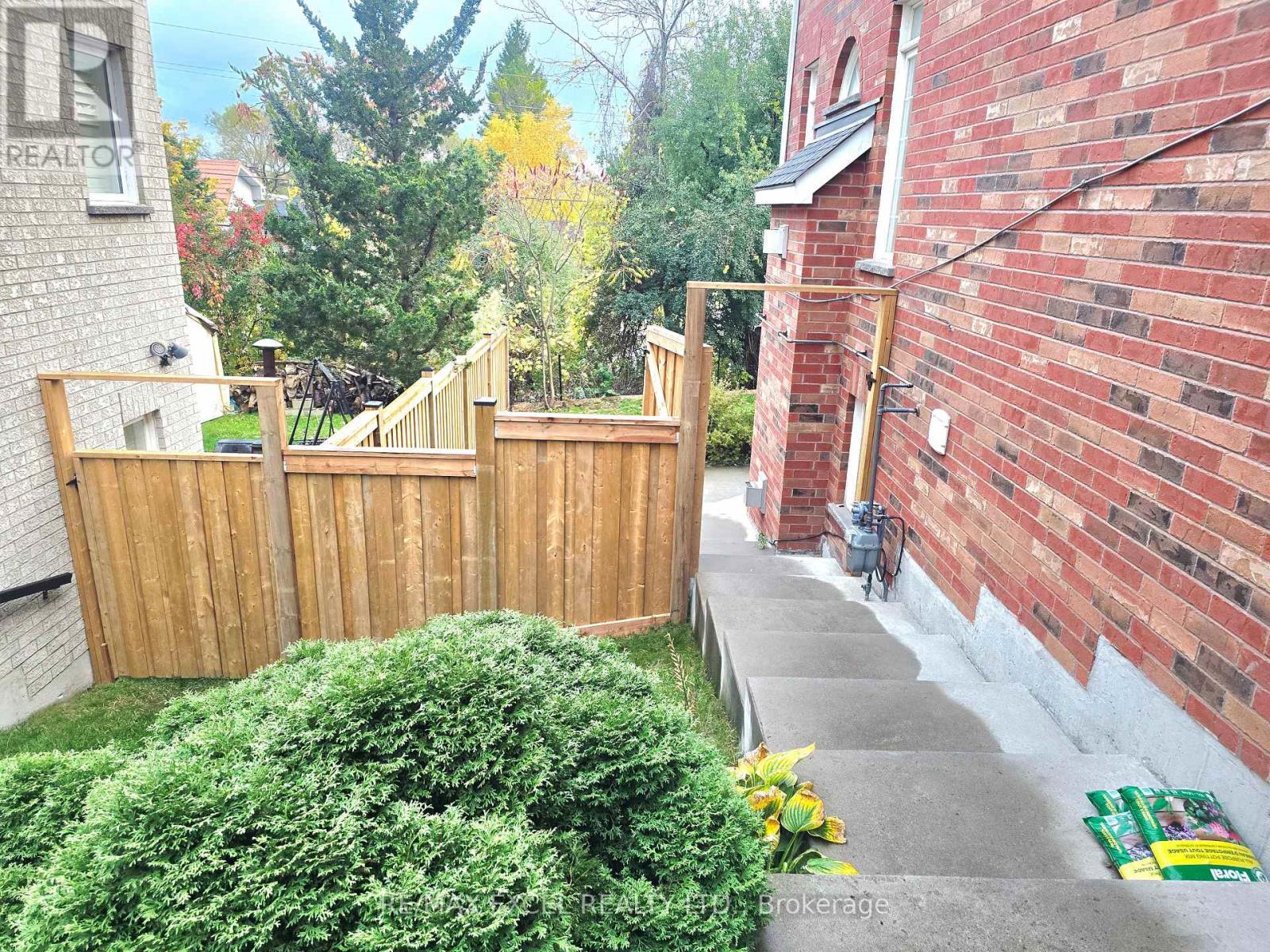 Lower Level - 31 Green Meadow Crescent, Richmond Hill, Ontario  L4E 3A9 - Photo 5 - N12482788