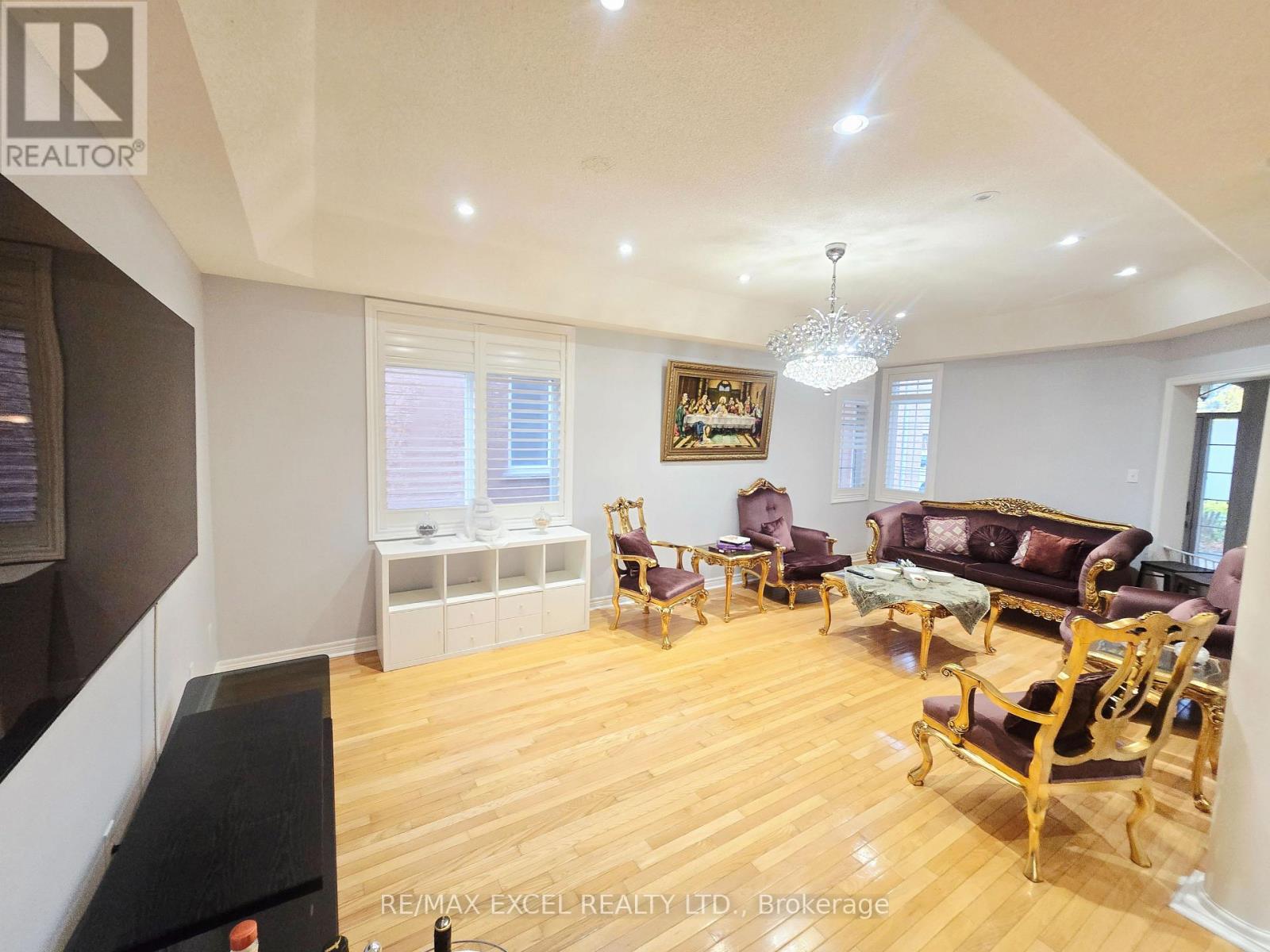 Upper Level - 31 Green Meadow Crescent, Richmond Hill, Ontario  L4E 3A9 - Photo 14 - N12482791
